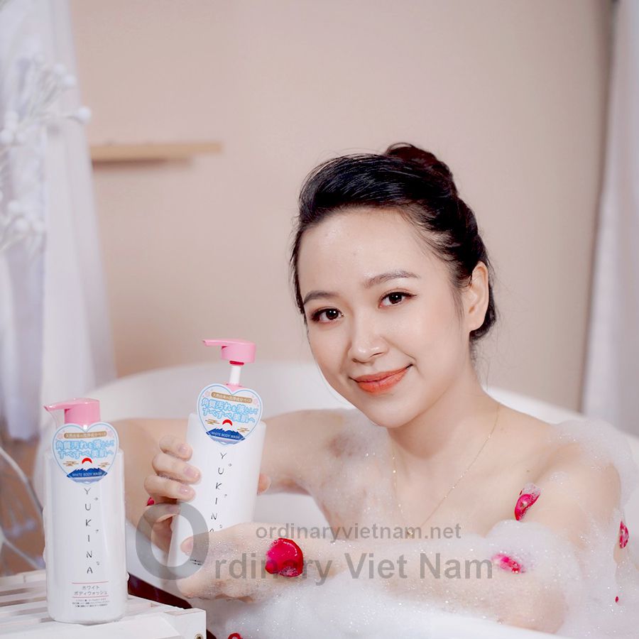 Sua tam trang da Yukina White Body Wash Ordinary Viet Nam 2