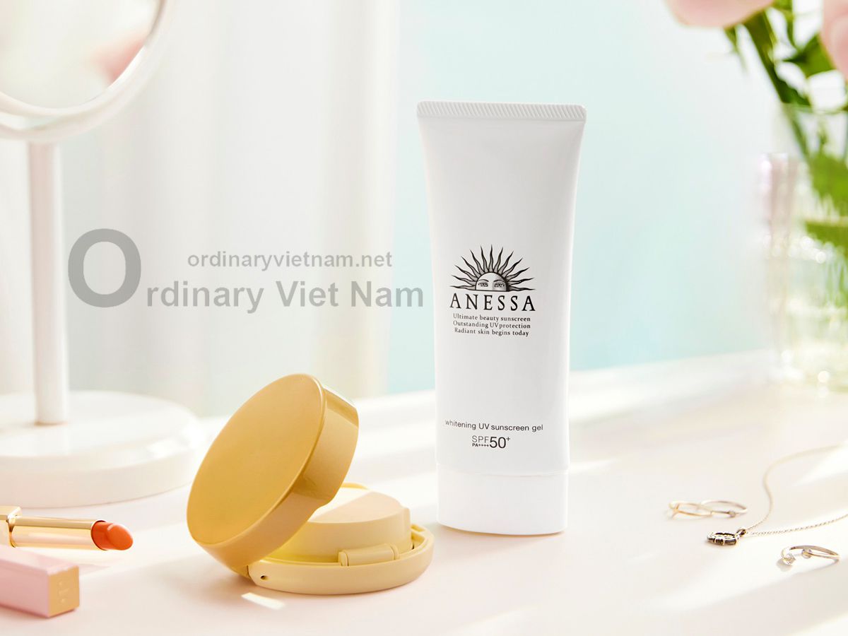 Review-gel-chong-nang-Anessa-whitening-uv-sunscreen-gel-Ordinary-Viet-Nam-4.jpg